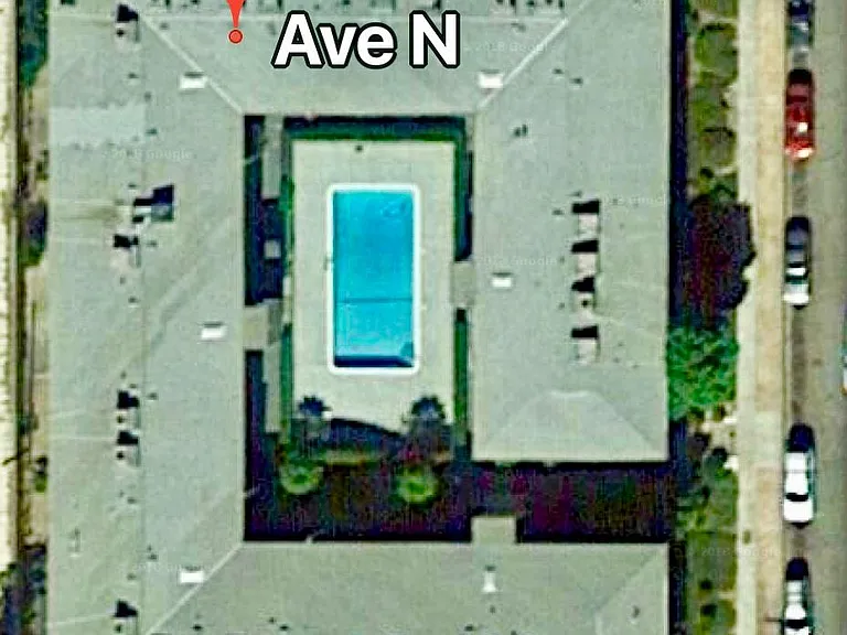 2300 Mountain Ave #6 — Photo 4
