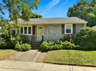 95 Laurie Ave, West Roxbury, MA 02132