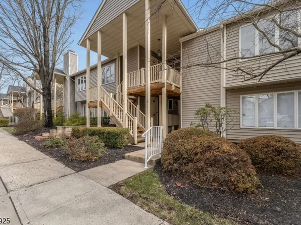 16 Westchester Ter, Clinton Twp., NJ 08801