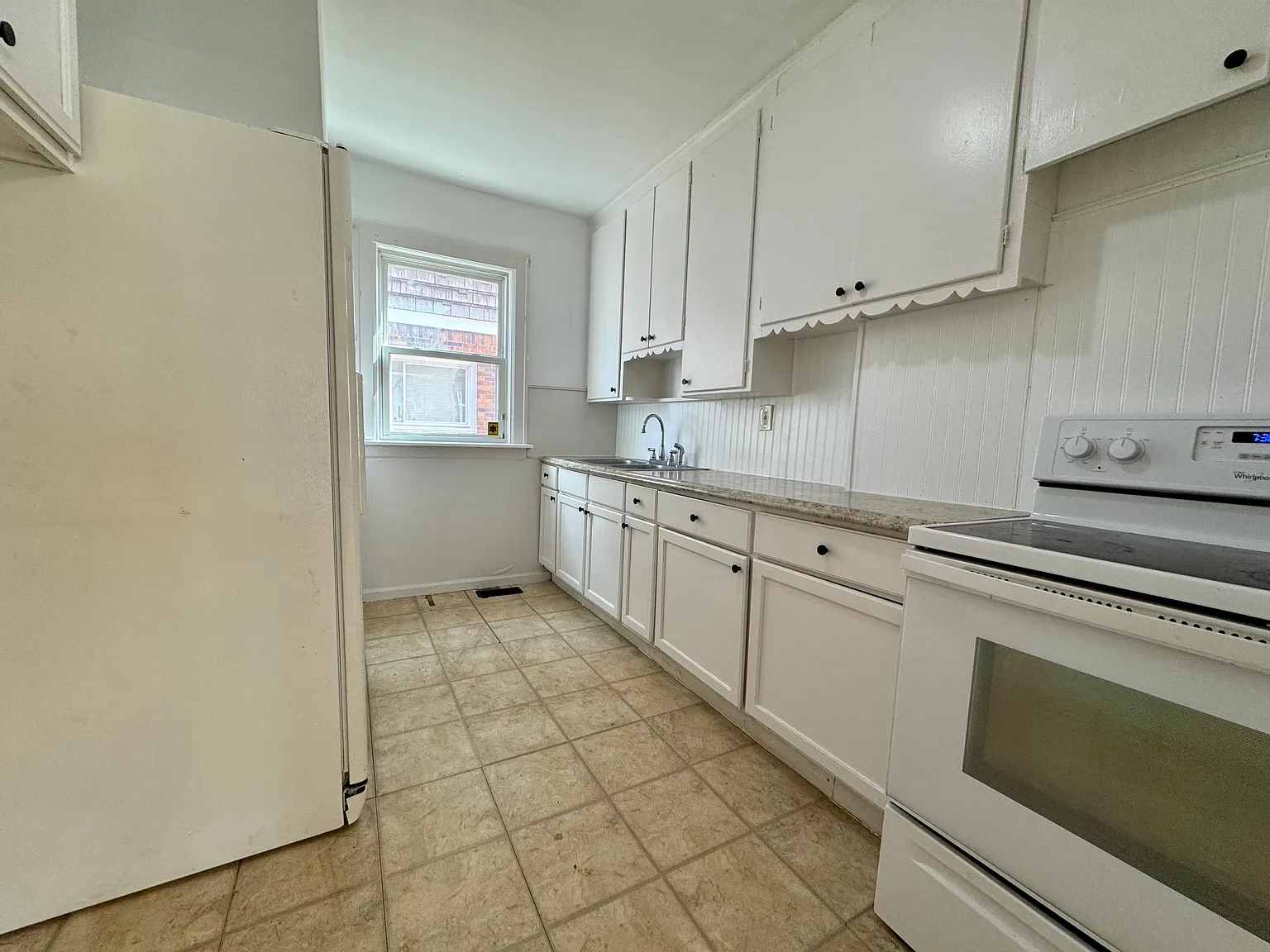 2 bed, 1082 sqft, $1,350 — Photo 4