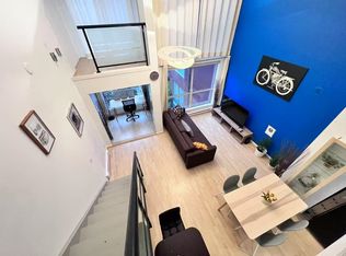 933 Seymour St #308, Vancouver, BC V6B6L6