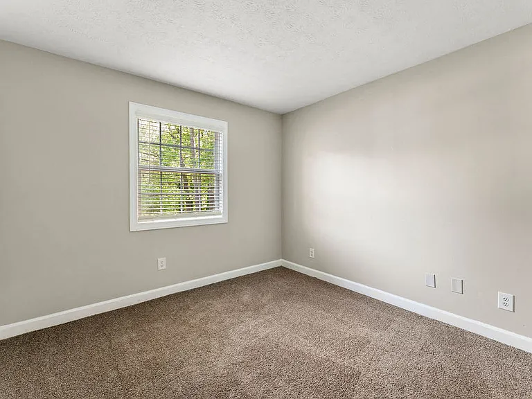 Pines at Lawrenceville Apartments — Photo 18