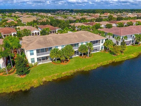 3rd image of 5693 Fossano Dr #604