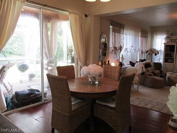 BREAKFAST ROOM WITH ACCESS TO THE LARGE, EXTENDED LANAI!