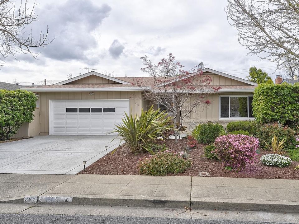 1st image of 887 Quintinia Dr