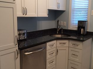 3003 Walnut Grove Rd ##2, Memphis, TN 38111