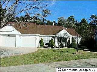 2nd image of 968 Thornbury Lane #B