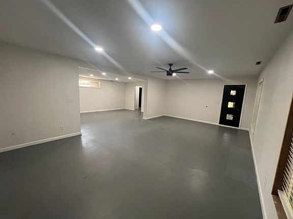 5th image of 52 Jones St #3850