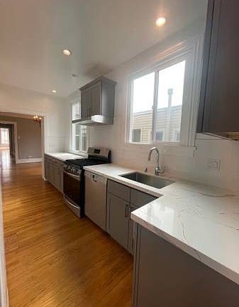 3rd image of 3550 California St #8