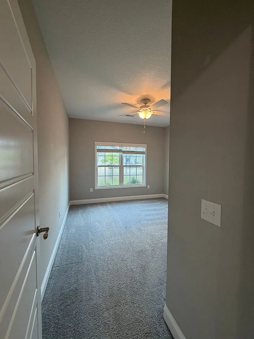 158 The Villas Way — Photo 3
