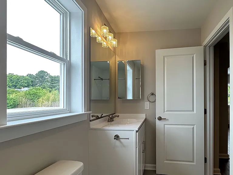 5508 Belair Road Apartments — Photo 3