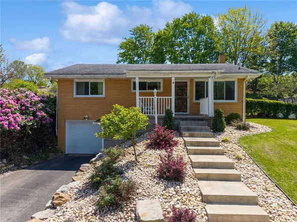 41 Mark Dr, Delmont, PA 15626