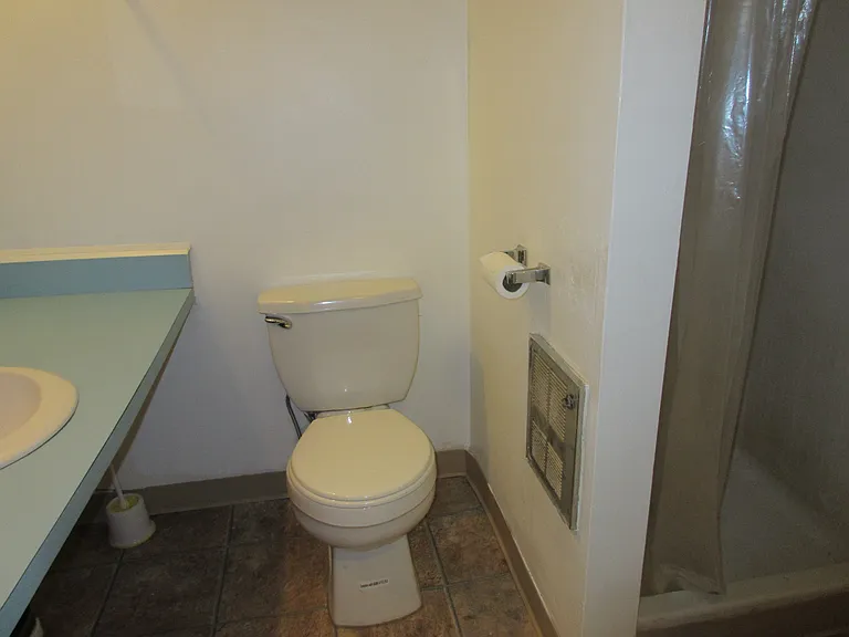 512 Packard St #3 — Photo 6