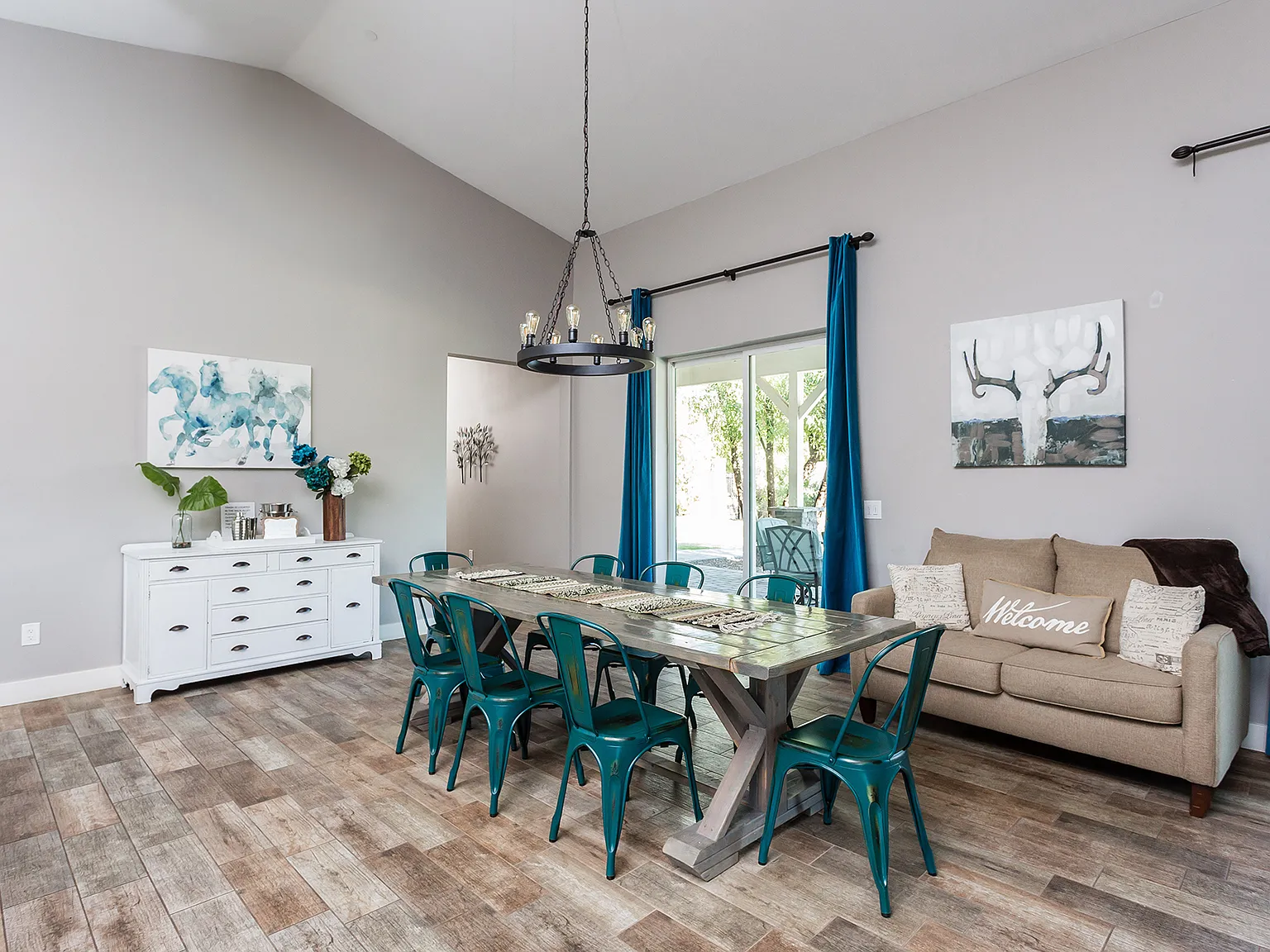 5 bed, 4.5 bath, 3602 sqft, $12,595 — Photo 3