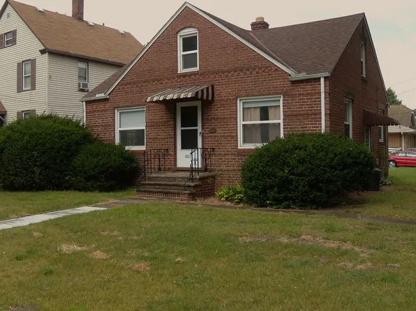 1012 Spring Rd, Cleveland, OH 44109
