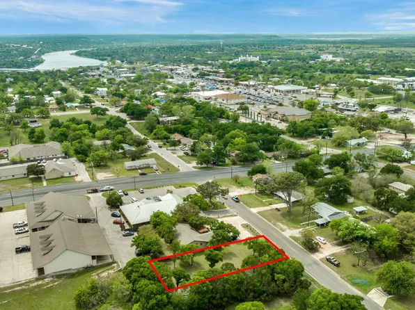 1011 Ave F, Marble Falls, TX 78654