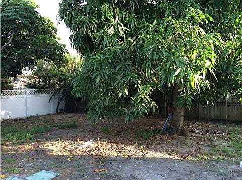 5th image of 3830 NE 13th Ave