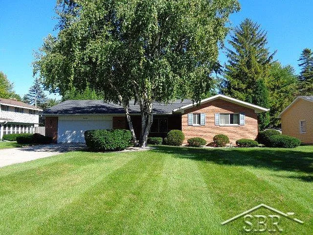 2556 Mitchell St photo 1