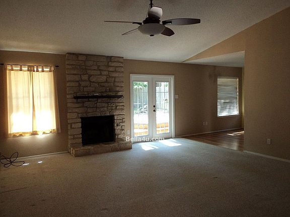 2nd image of 8214 Wexford Dr
