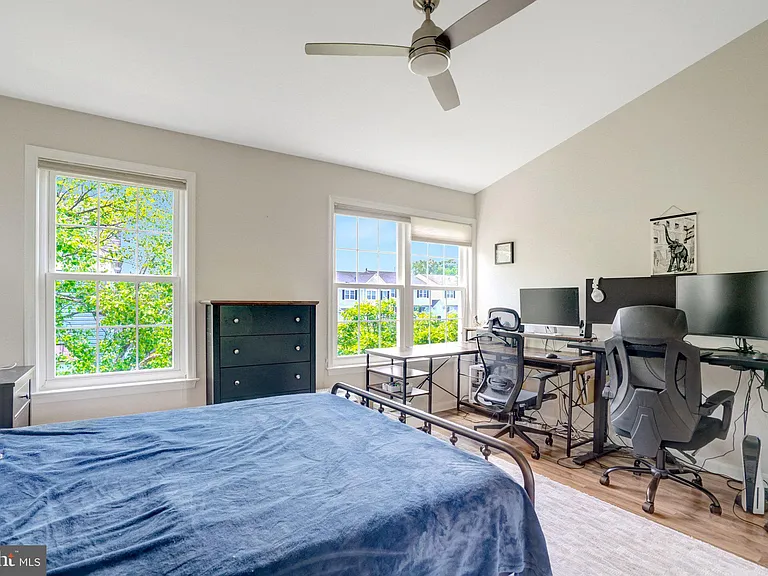 5945 Terrapin Pl #304 — Photo 30