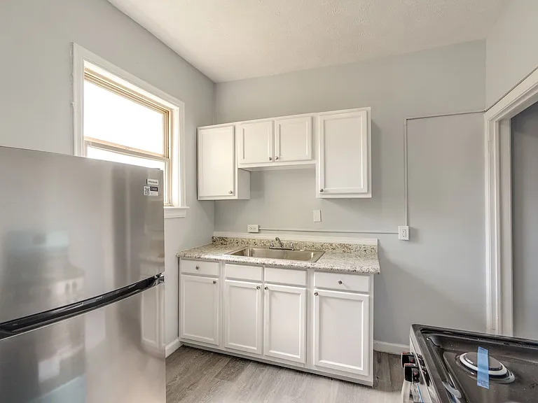 2840 S Moreland Blvd #19 — Photo 10