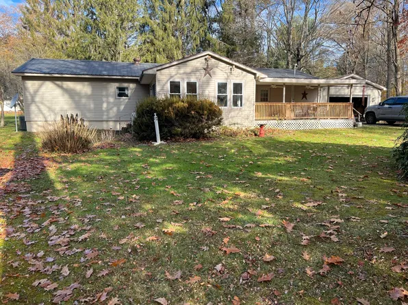 148 Cabell St, Rupert, WV 25984