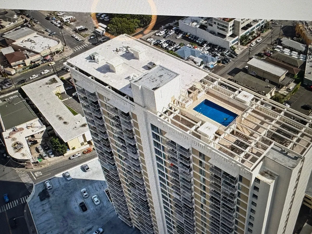 Building Photo - 1655 Makaloa St #1304