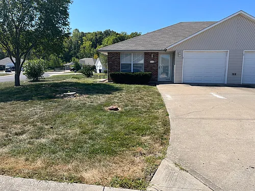 1417 SW Blue Branch Dr Photo 1