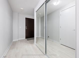 2221 Yonge St #2211, Toronto, ON M4S 0B8