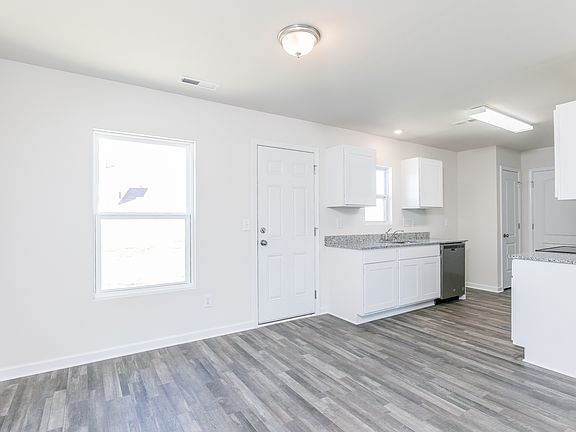 4th image of 1441 Centipede Dr