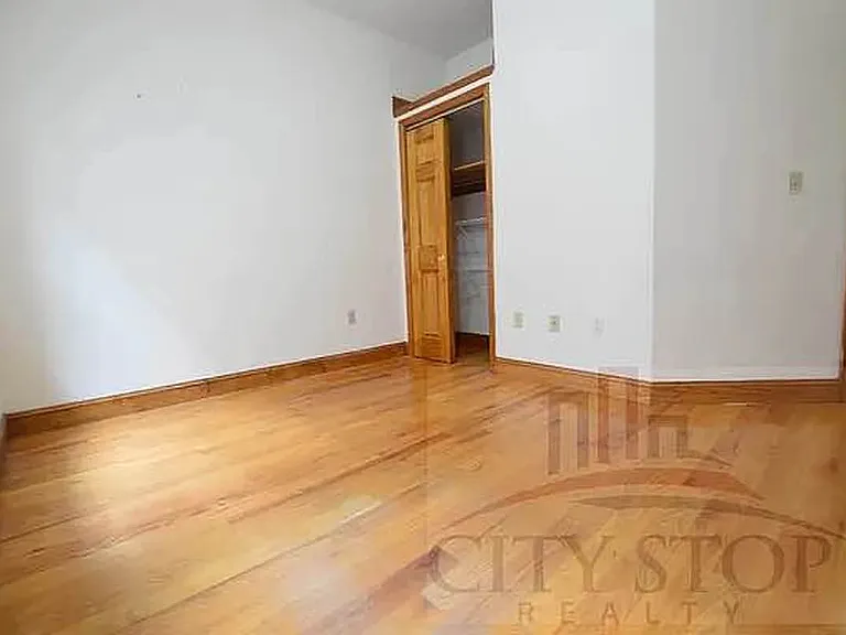 244 W 109th St #5D — Photo 6