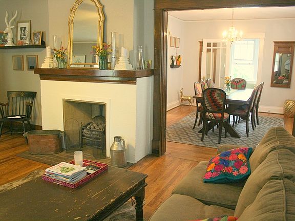 3rd image of 3546 Pembroke Ave