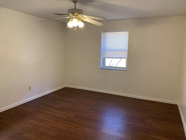 2355 Eldridge — Photo 31