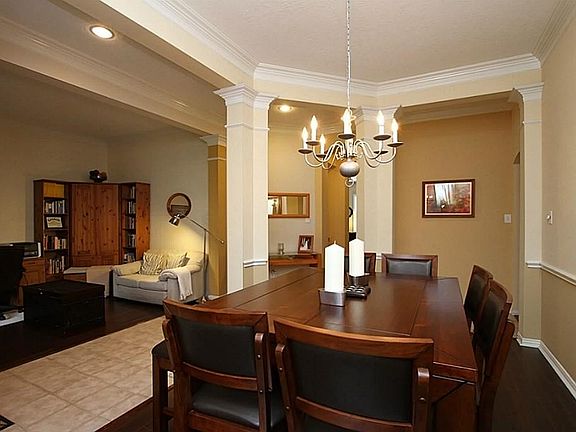 4th image of 16011 Langbrook Ct