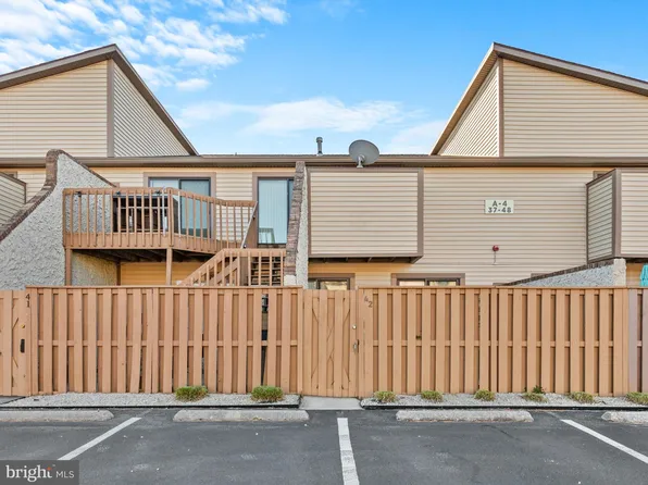 105 120th St Unit 42, Ocean City, MD 21842