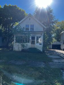 1913 Cadillac St, Flint, MI, 48504