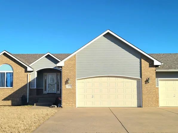 105 Primrose Ct, Rose Hill, KS 67133