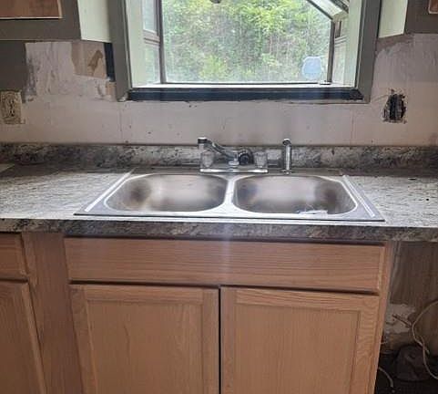 3rd image of 5320 Albert Evans Rd S
