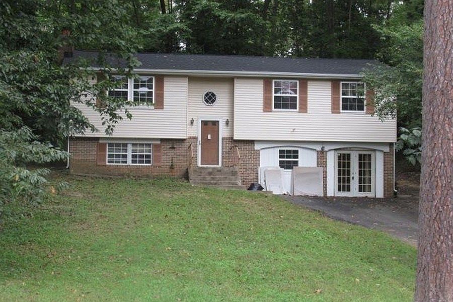 1st image of 39552 Jarrell Dr