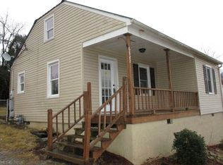 6822 Pulaski Ave, Radford, VA 24141
