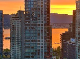 1200 Georgia St W #2003, Vancouver, BC V6E 4R2