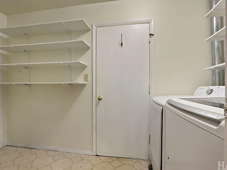 1540 N Pepper Tree Dr — Photo 24