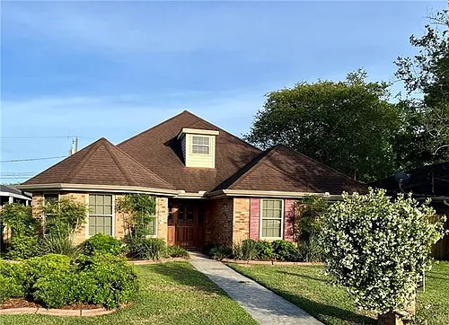 425 Park Ridge Dr Photo 1