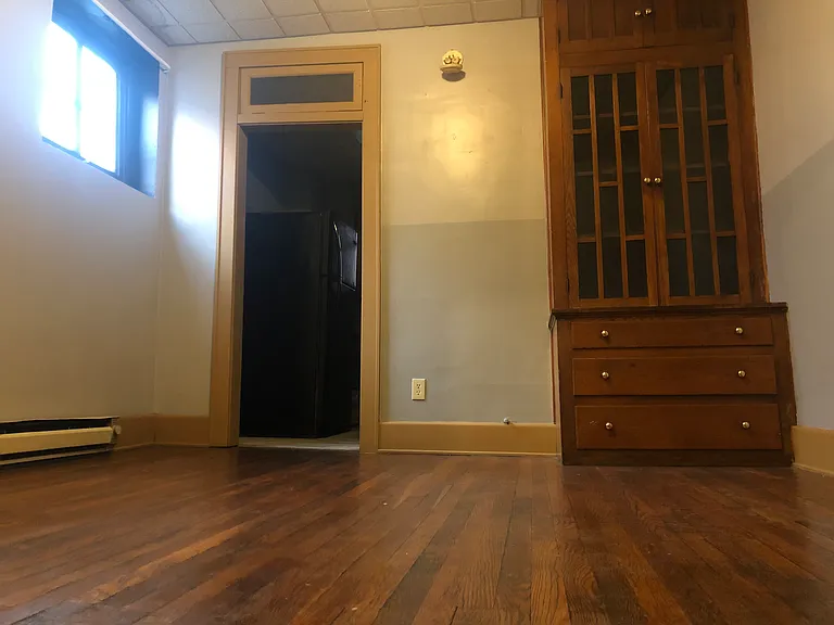526 Market St #5 — Photo 6