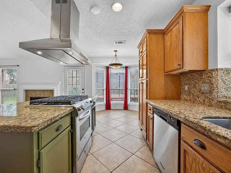 1035 Cascade Creek Dr — Photo 19
