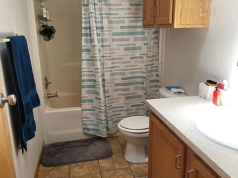 1756 Truman St — Photo 11