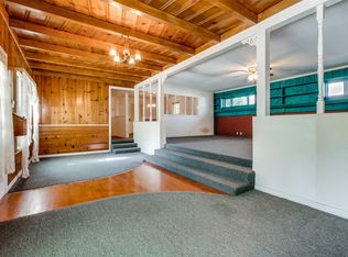 2445 Bridal Wreath Ln, Dallas, TX 75233