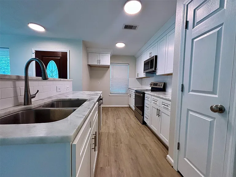 13019 Skyline Dr — Photo 11