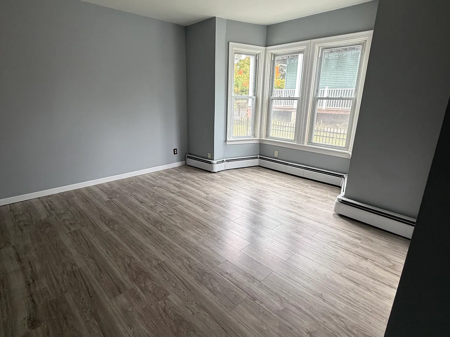 2 bed, 1500 sqft, $1,900 — Photo 4
