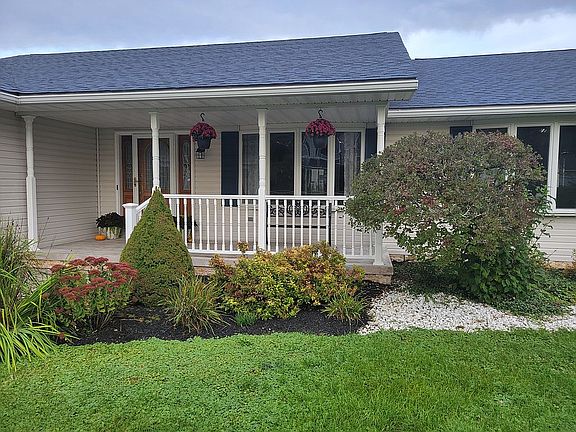 2nd image of 6436 Parkwood Ln